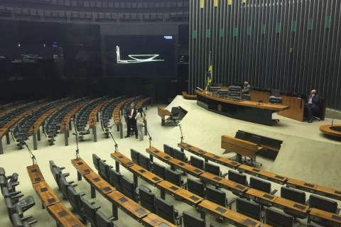 11 dos 12 deputados paraibanos votam por mais vagas na Câmara