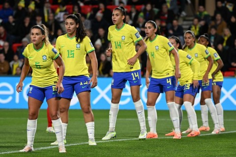 França vende Brasil na copa de mundo de futebol feminino