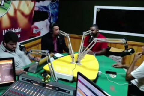 Suplente André Santana “detona” vereadores de Baía da Traição em rádio: “eles não tem coragem
